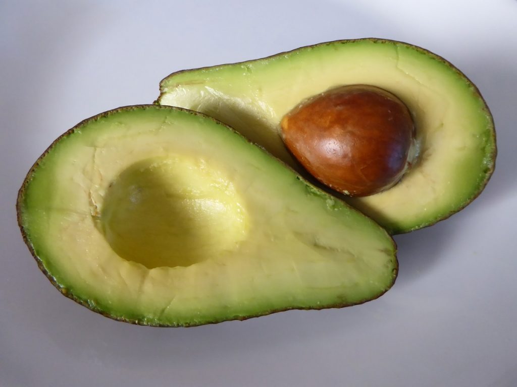 10 beneficios que te ofrece el aguacate