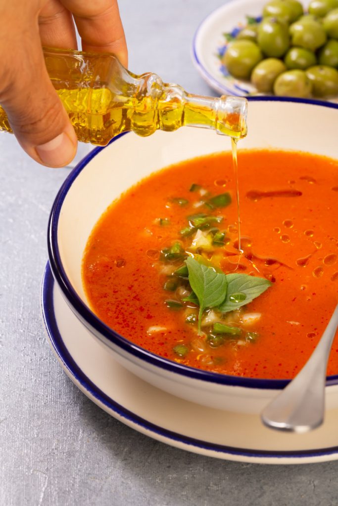 Sopa de tomate de 5 ingredientes