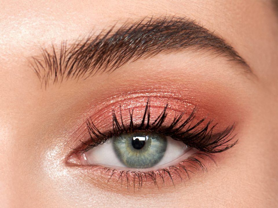 6 maquillajes de ojos en tonos rosado perla - Mujer saludable 10