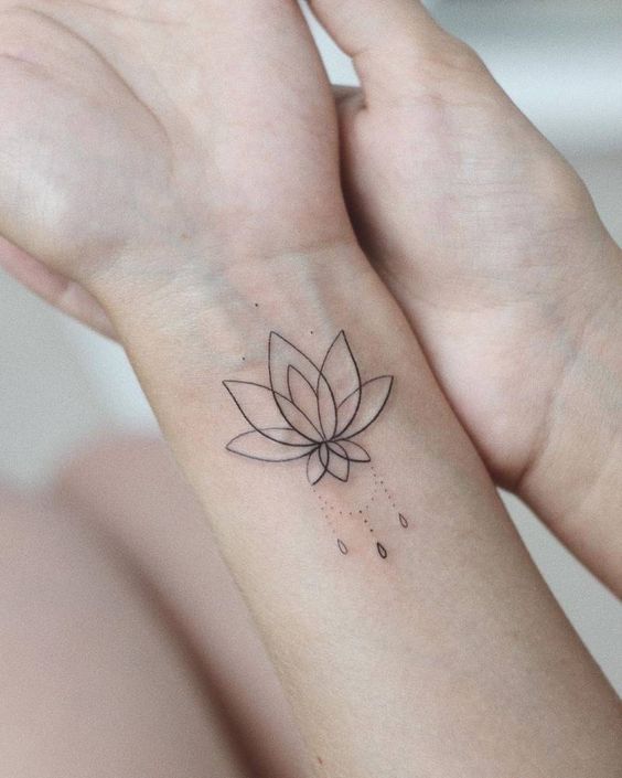 13 ideas de tatuajes de flor de loto: Paz, equilibrio y sabiduría - Mujer  saludable 10 | Todo para la mujer moderna