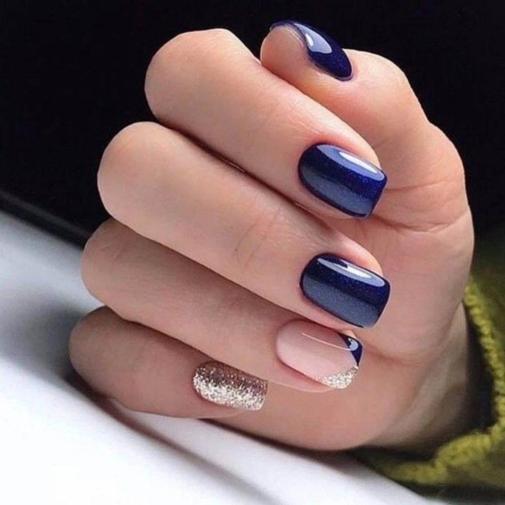 7 diseños de uñas azul rey para combinar con vestidos - Mujer saludable 10  | Todo para la mujer moderna