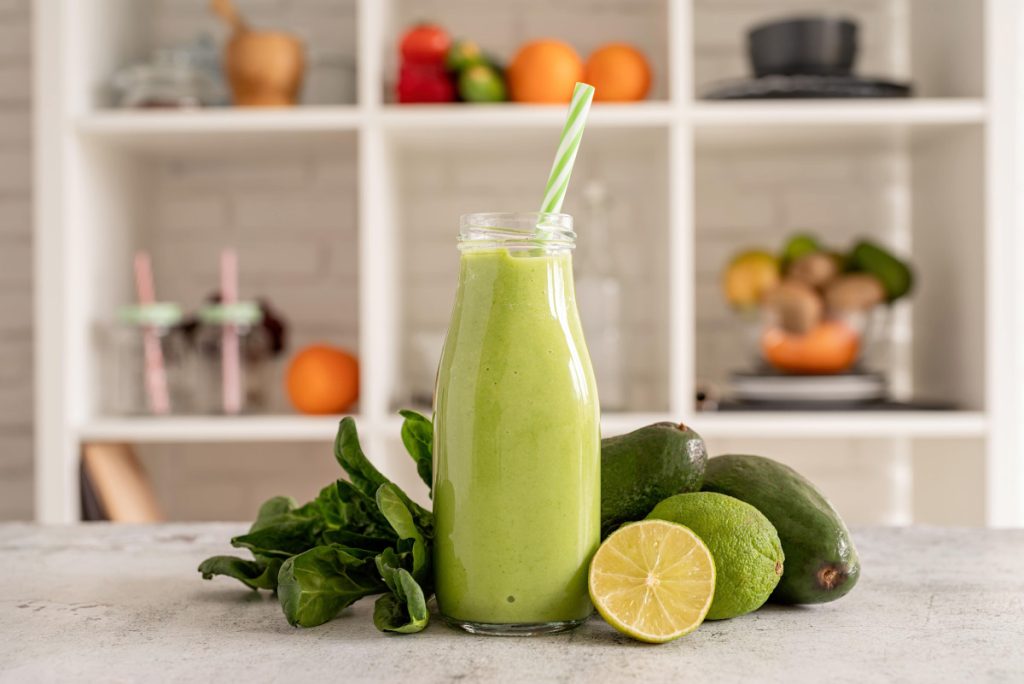 ¿Necesitas más energía? Prueba esta receta de batido verde