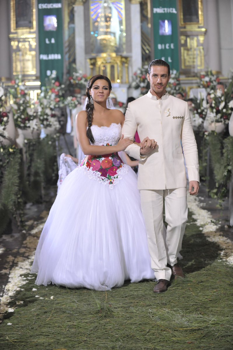 Los 7 mejores vestidos de novia de las telenovelas mexicanas - Mujer  saludable 10 | Todo para la mujer moderna