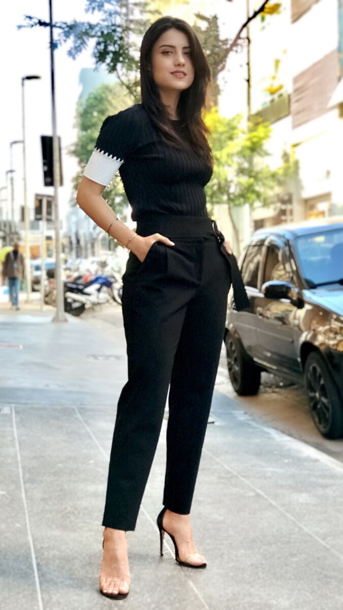 9 outfits elegantes con pantalón negro - Mujer saludable 10 | Todo para la  mujer moderna