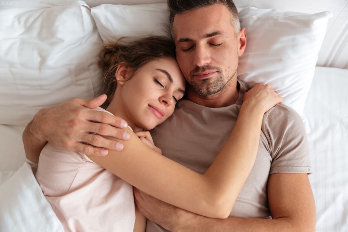 10 Formas De Dormir En Pareja Significado Mujer Saludable 10 Todo 